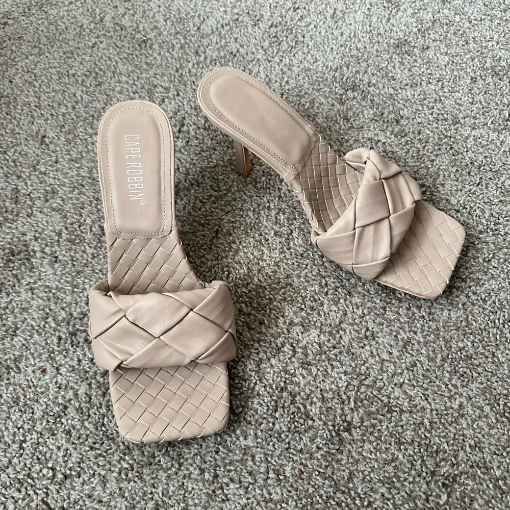 Cape Robbin Women's Beige Heeled Sandals
